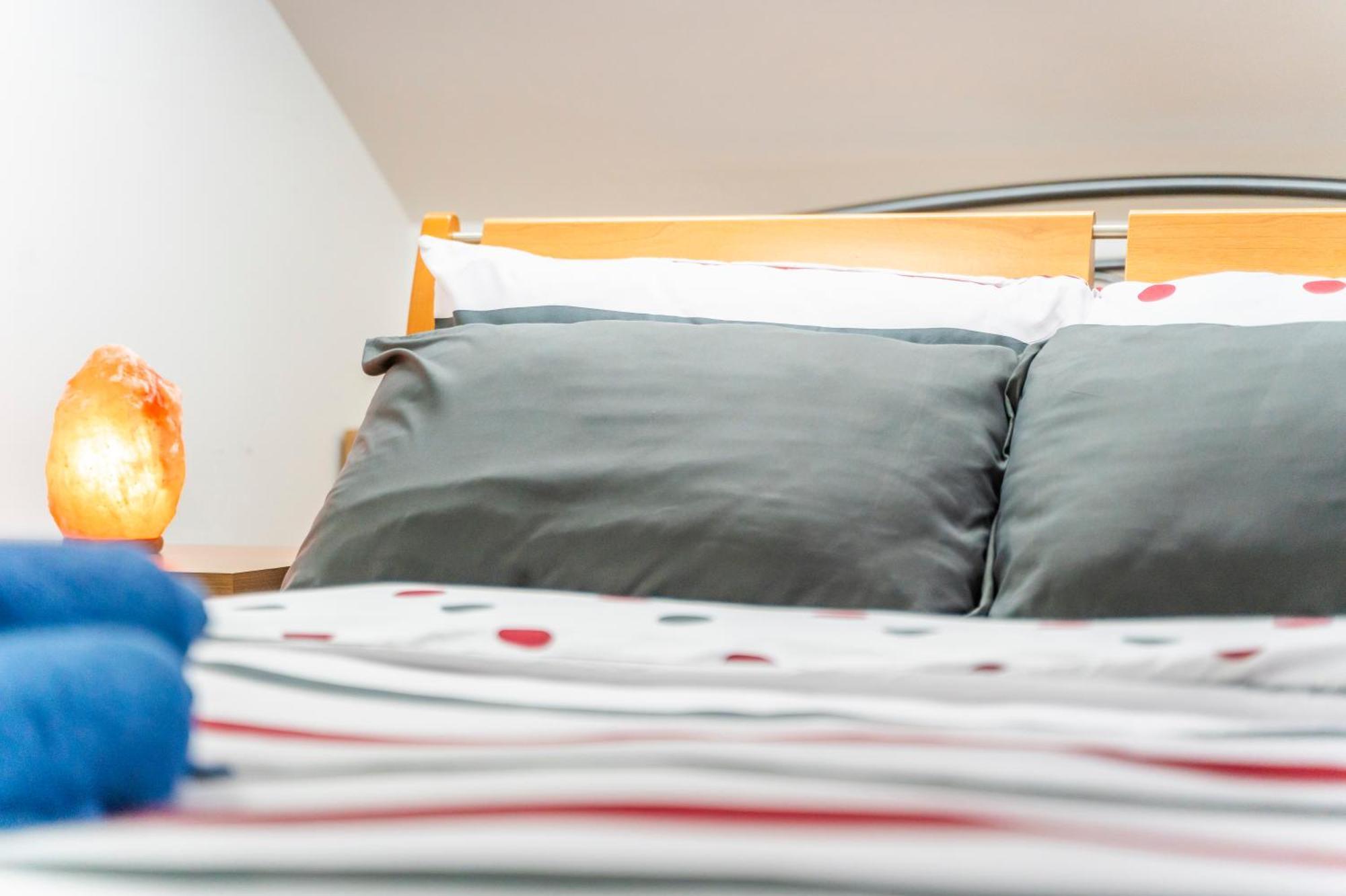 Exquisite 2-Bedroom Penthouse-Sleeps 7-Free Parking With Workstations & High-Speed Wifi 버밍엄 외부 사진